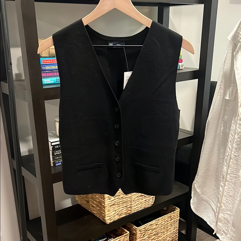 GAP Black Button-Up Vest
